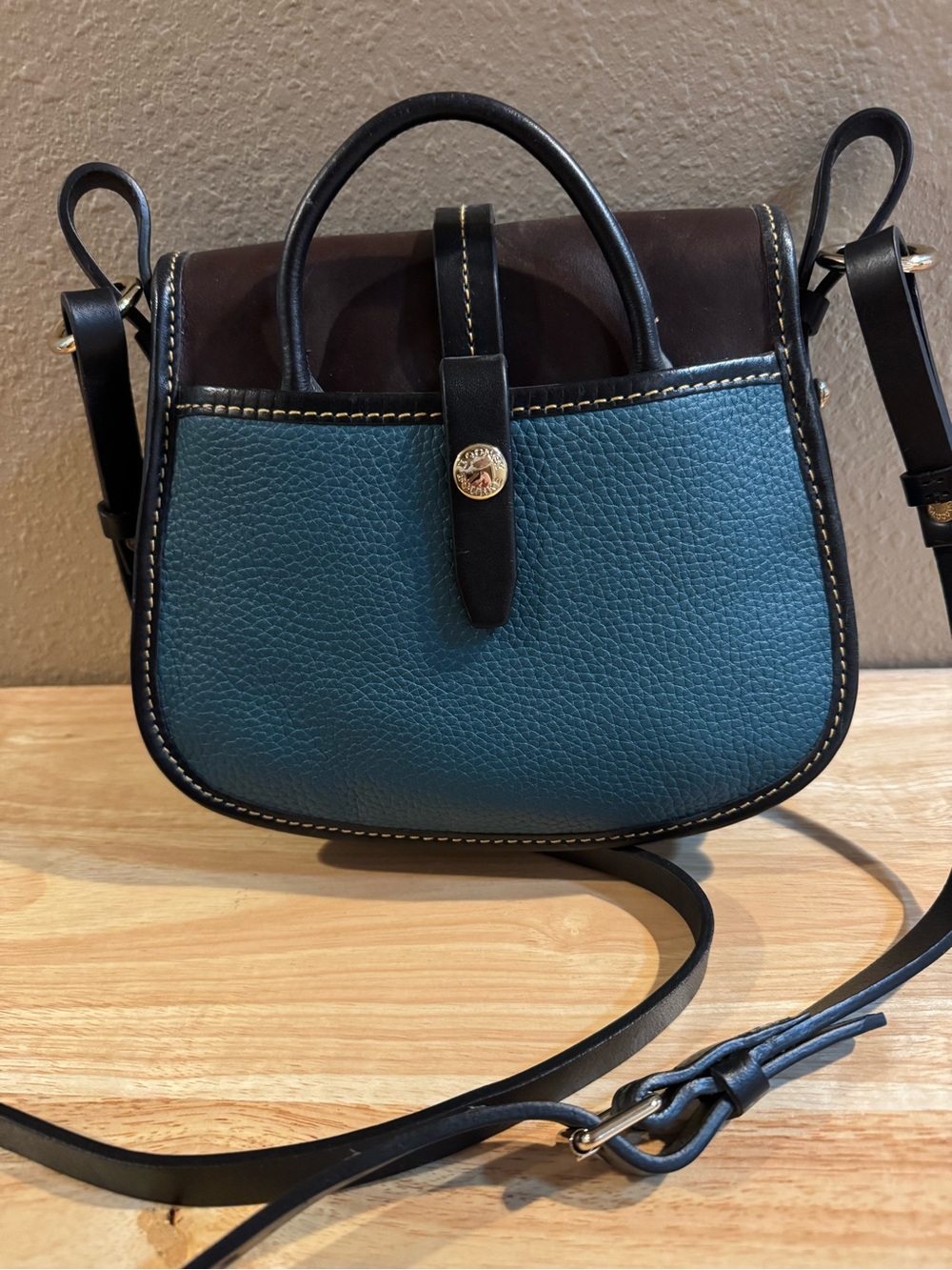 Dooney & Bourke Verona Cristina Tri-Color CrossbodyBag - Picture 2 of 9
